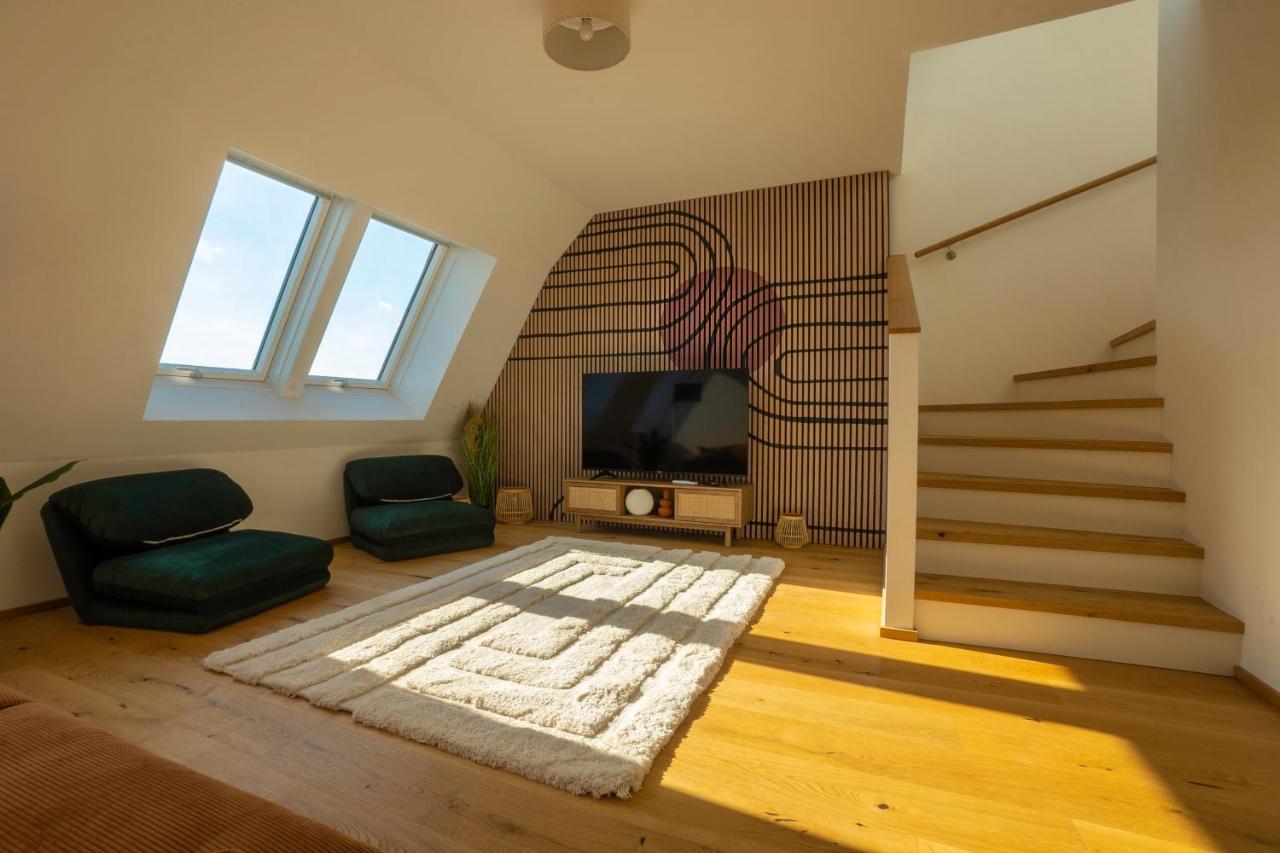 Orestaliving - Penthouse In 2Nd District With View Viena Exterior foto